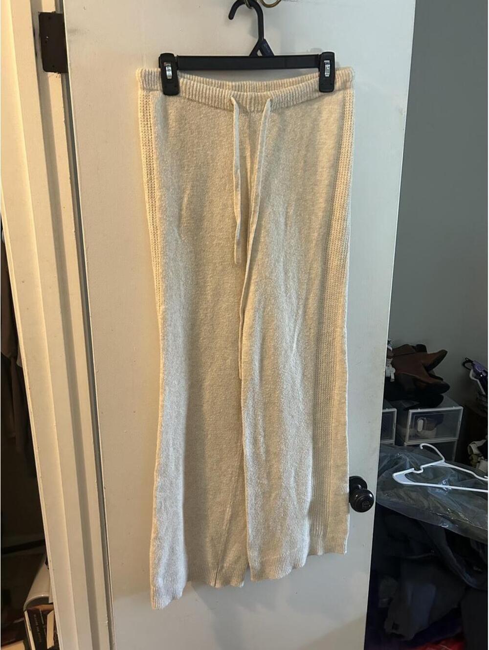 Auden cream knit wide leg pants with drawstring waist, size XS